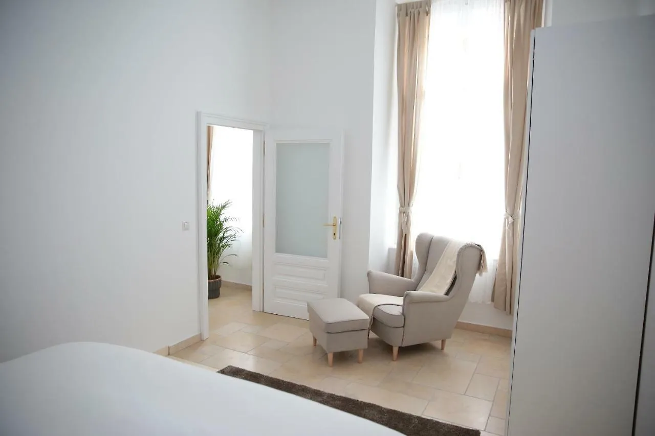 Opera Vienna City Bright Apartments النمسا